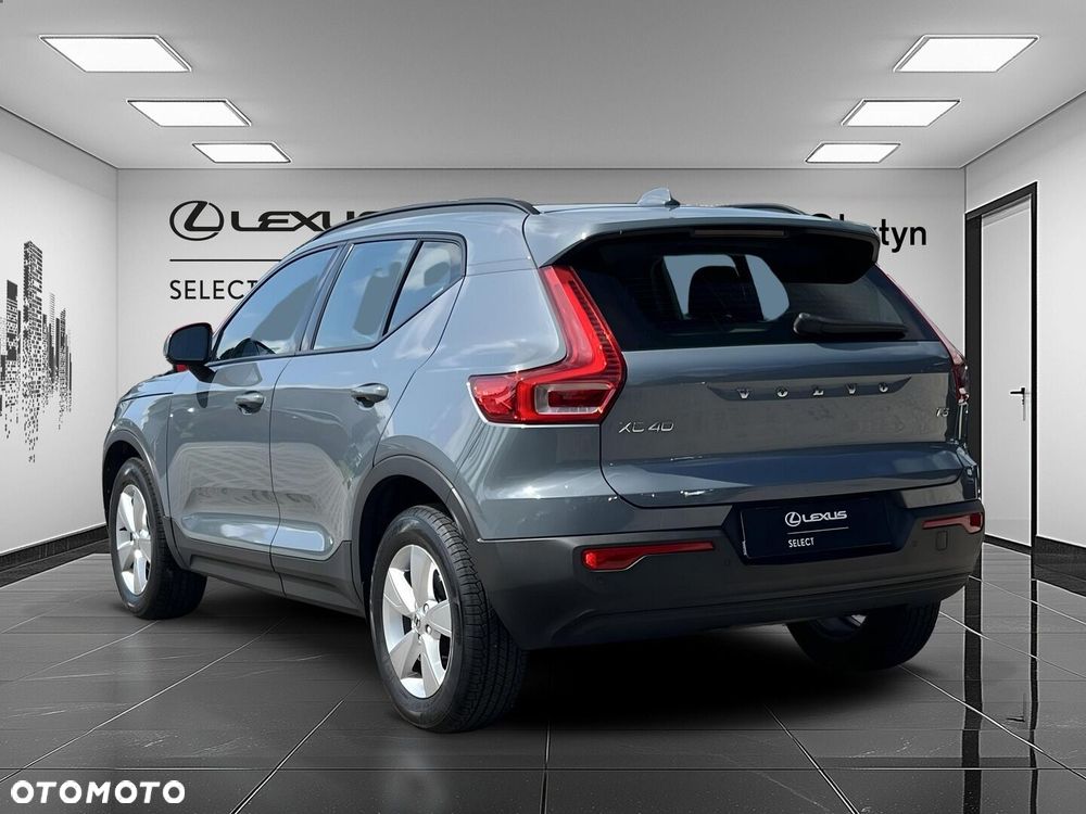 Volvo XC 40 T3 Momentum - 5