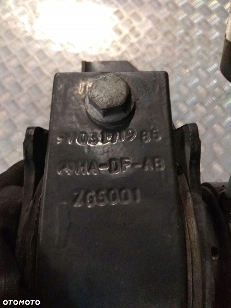 RESOR ŁAPA PODSTAWA WYWROT KABINY LEWA PRAWA MERCEDES ATEGO 1322 EURO 5 - 2