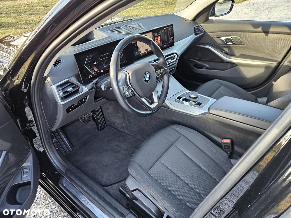 BMW Seria 3 318d Sport Line Shadow - 28