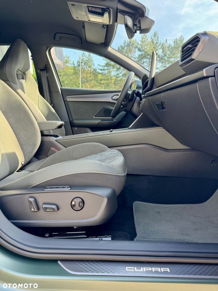 Cupra Leon 1.5 eTSI DSG - 17