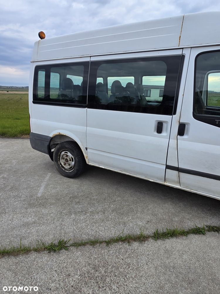 Ford Transit - 4