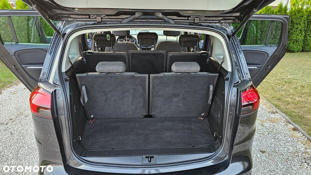 Opel Zafira - 29