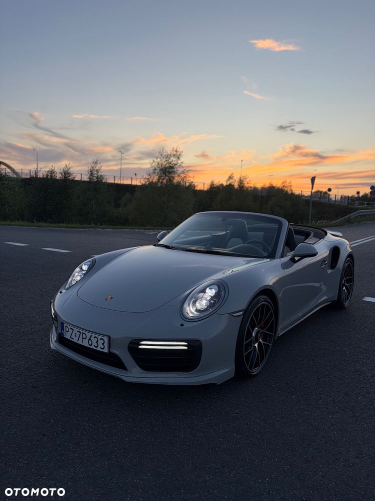 Porsche 911 - 4