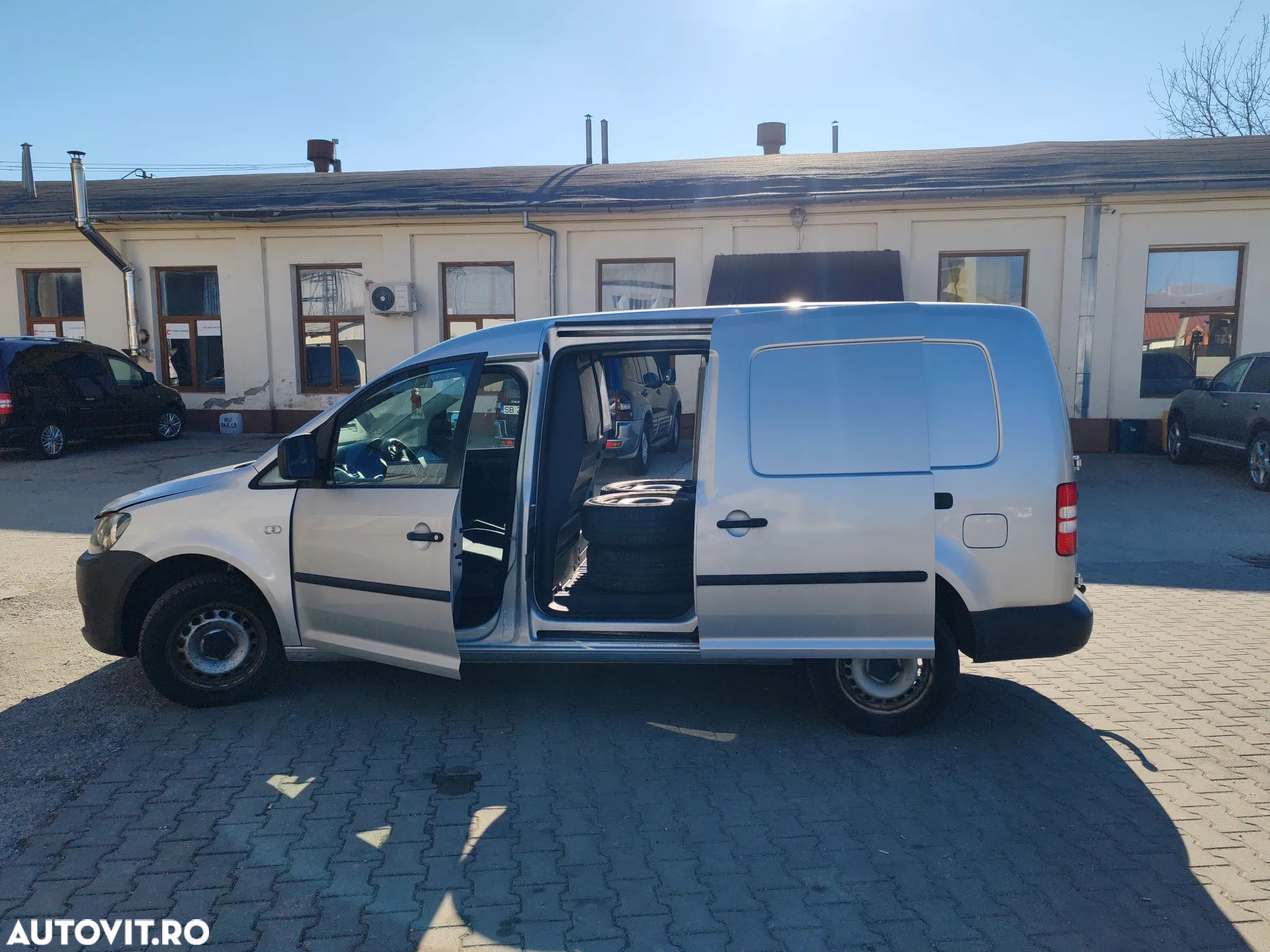 Volkswagen Caddy Maxi 1.6 TDI Trendline - 1