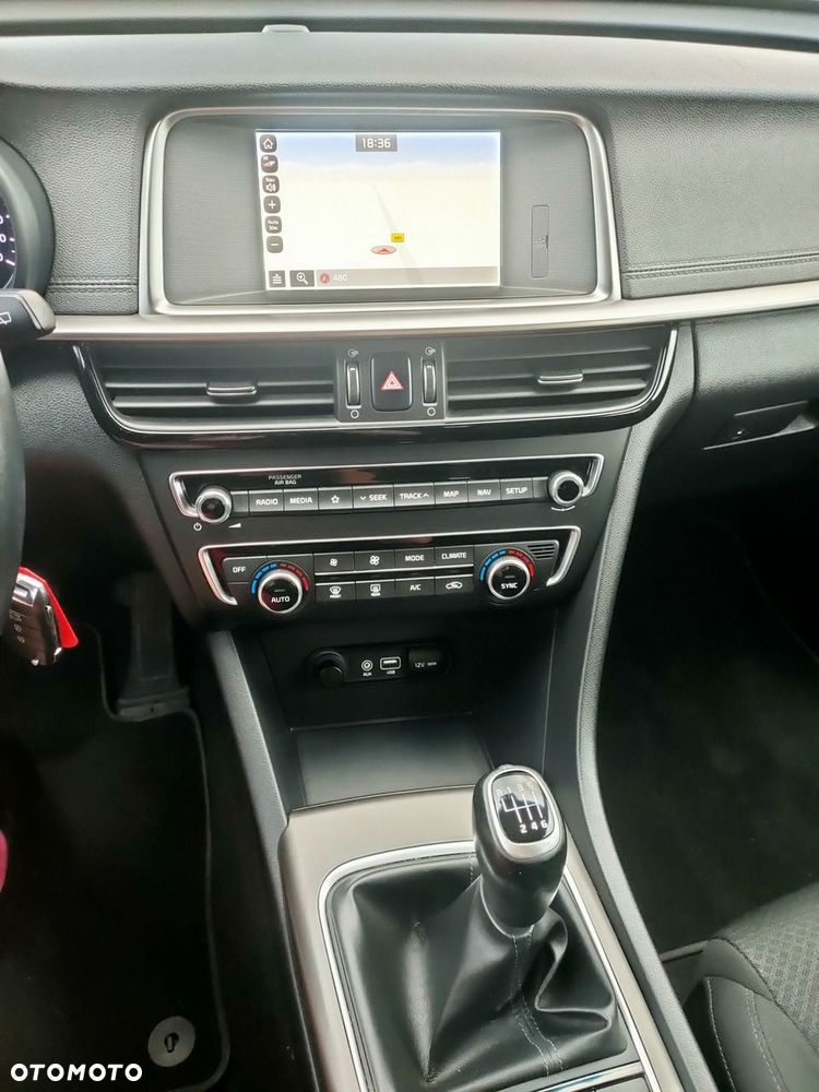 Kia Optima - 29