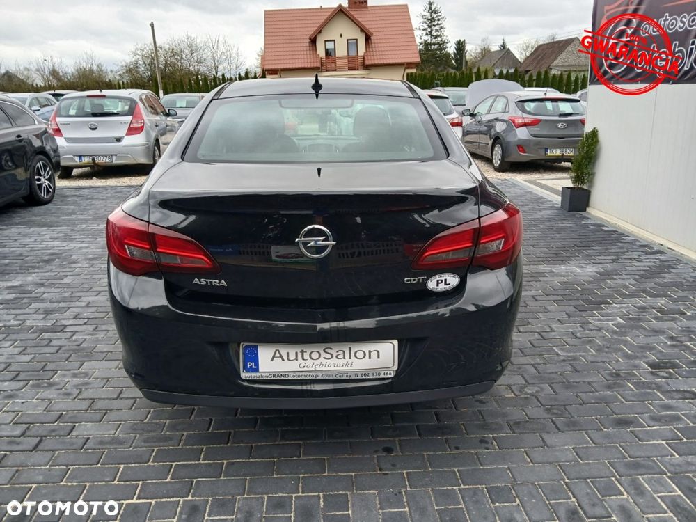 Opel Astra - 9