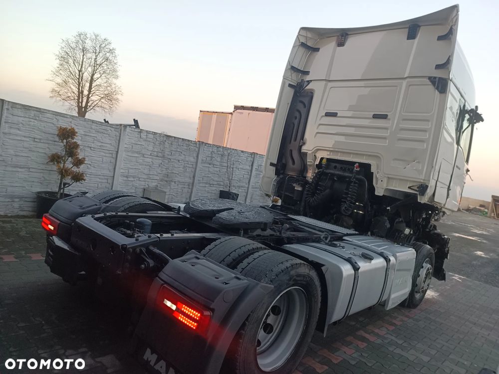 MAN TGX TG3 18.470 low deck retarder 98000zł netto - 5