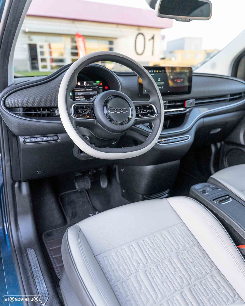 Fiat 500e C La Prima - 12