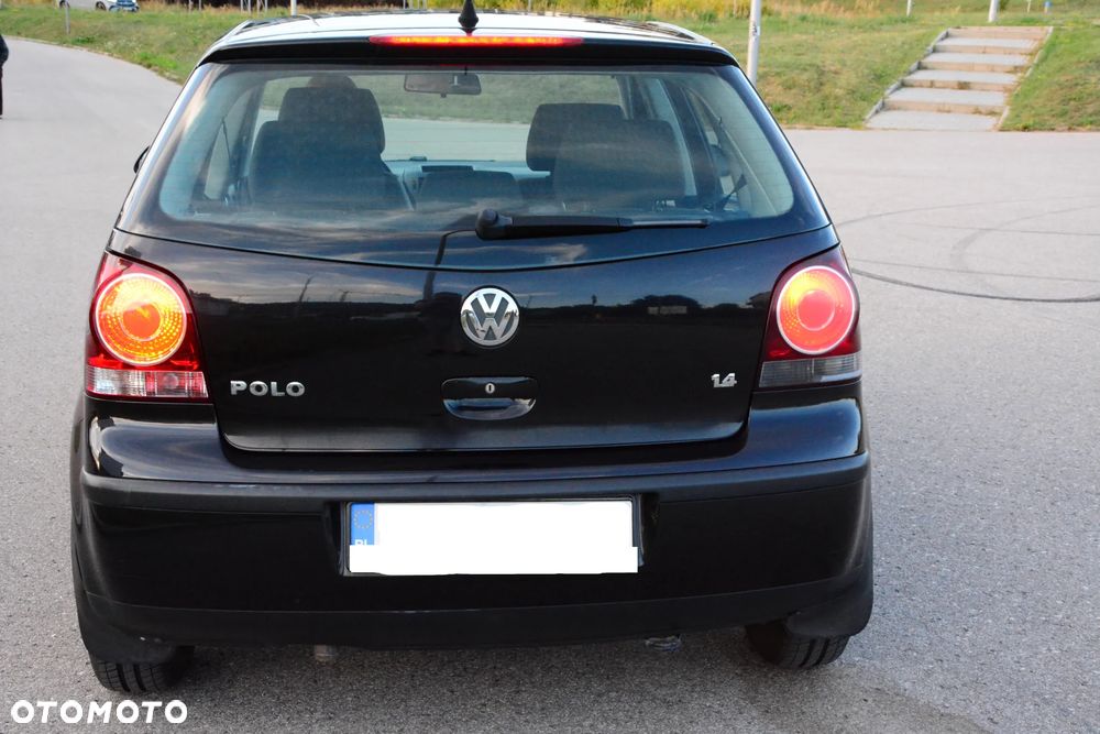 Volkswagen Polo 1.4 16V Trendline - 10
