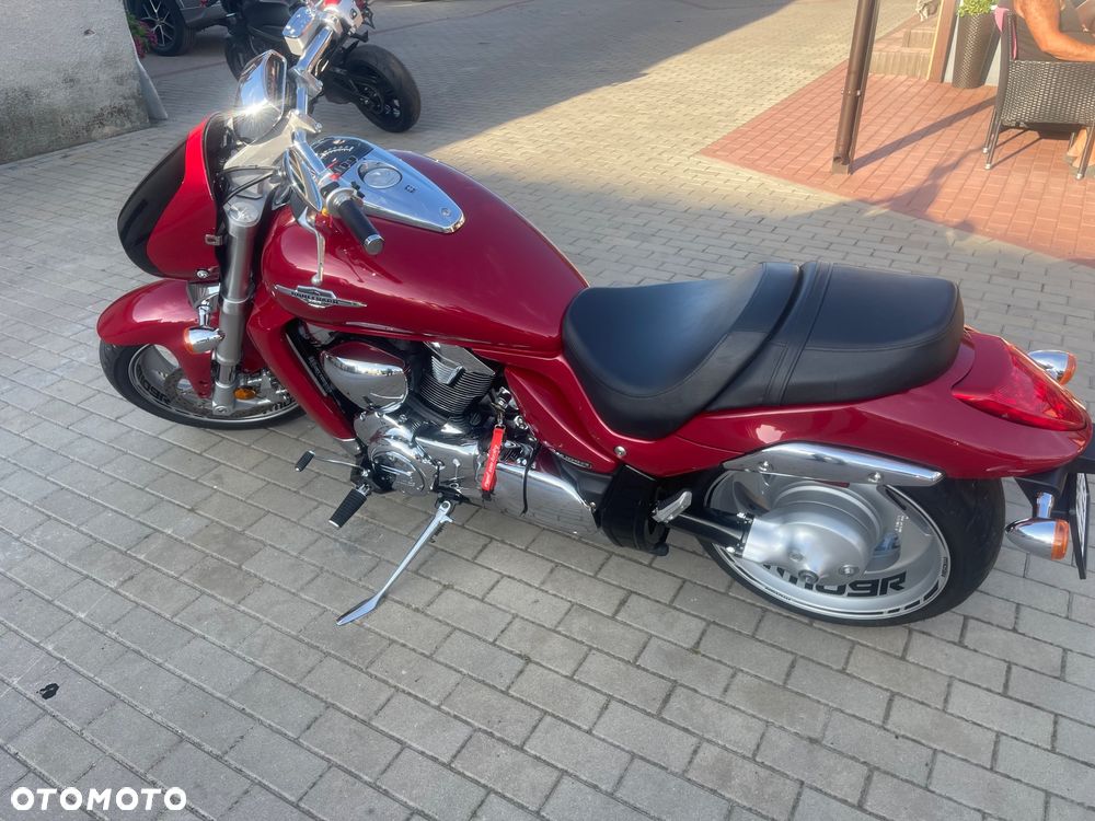 Suzuki Intruder - 6
