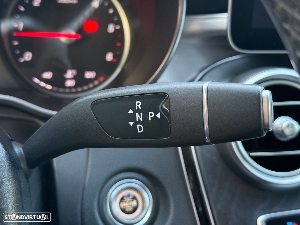 Mercedes-Benz C 220 d Cabrio AMG Line Aut. - 43