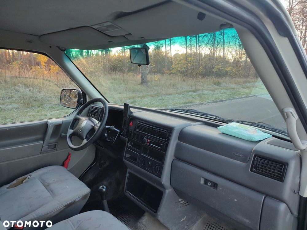 Volkswagen Transporter - 13