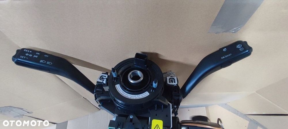 VW GOLF V PLUS PRZEŁĄCZNIK ZESPOLONY RESET  STACYJKA Z KLUCZYKAMI - 1