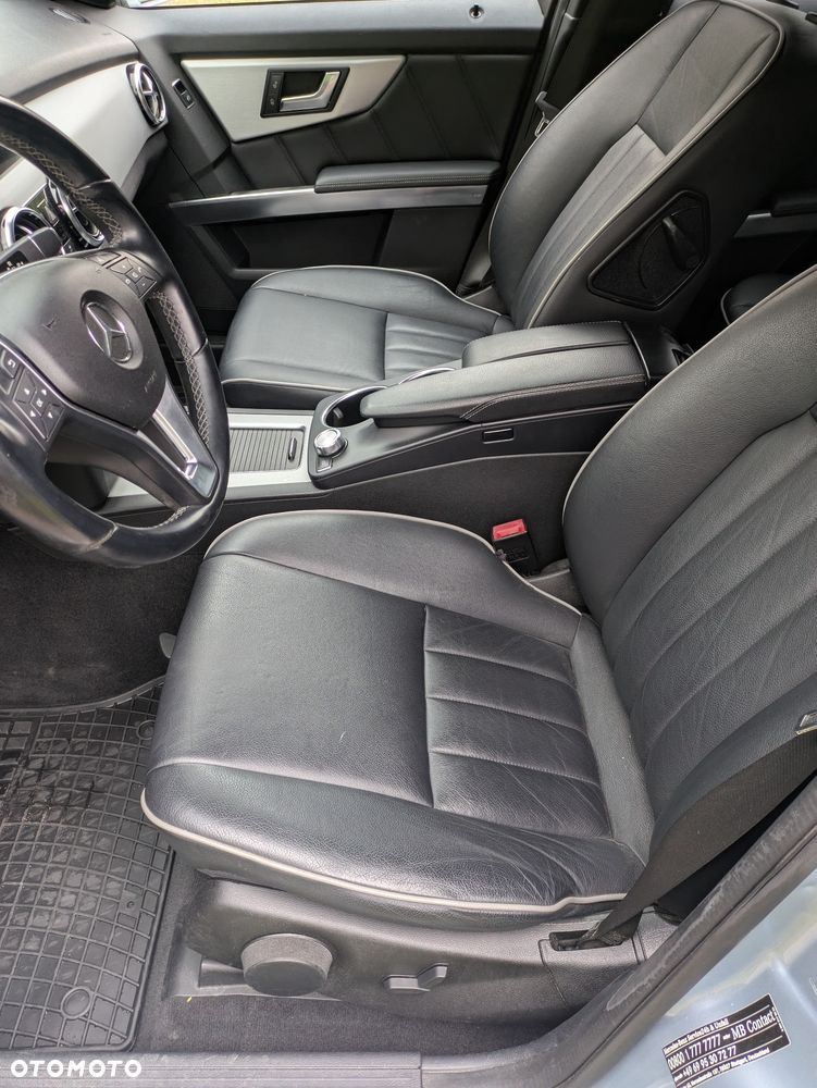 Mercedes-Benz GLK 220 CDI DPF BlueEFFICIENCY 7G-TRONIC SPORT EDITION - 19