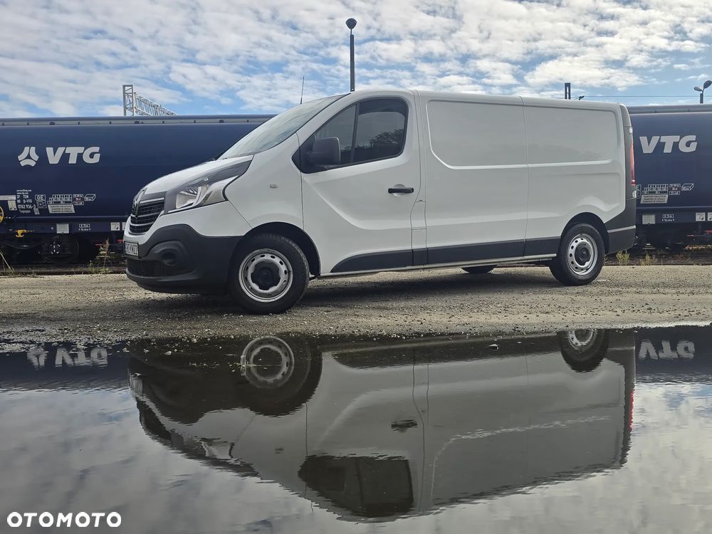 Renault Trafic - 2