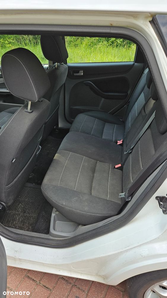 Ford Focus 1.6 TDCi DPF Titanium - 22