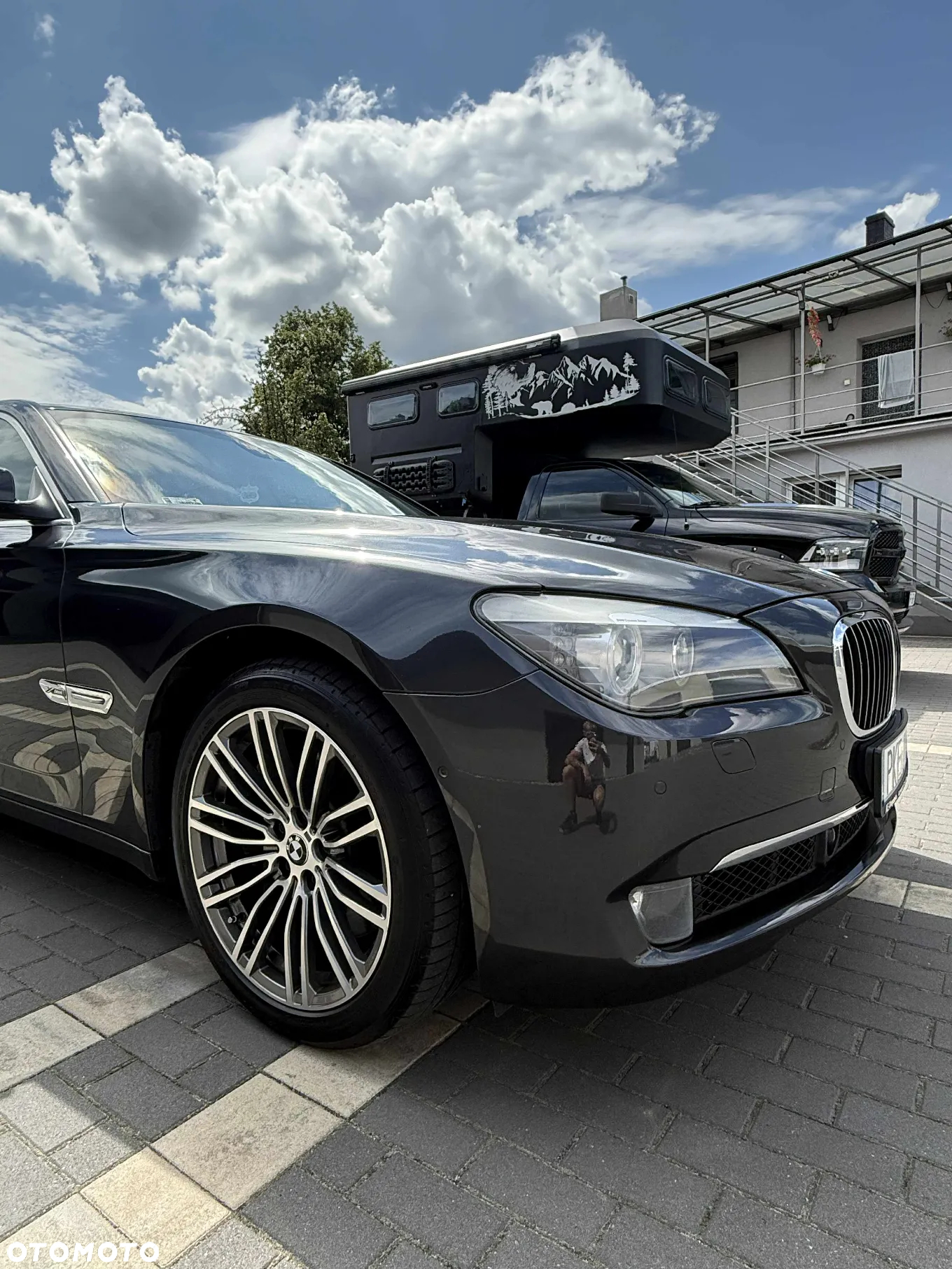 BMW Seria 7 750i xDrive - 11