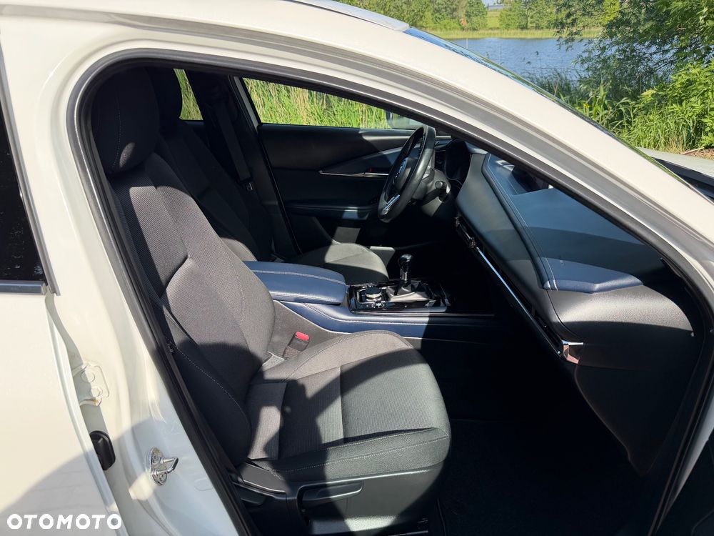 Mazda CX-30 SKYACTIV-G 2.0 M-Hybrid AWD SELECTION - 11