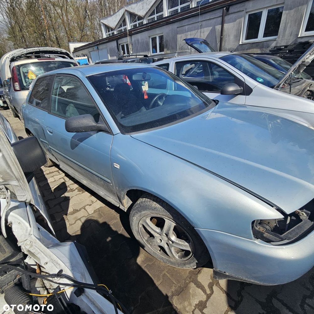 AUDI A3 (2001) 1,9 D 66 kW / 90 KM - 8