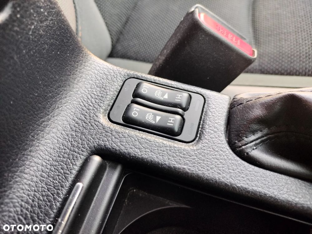 Subaru XV 2.0i Lineartronic Exclusive + - 24