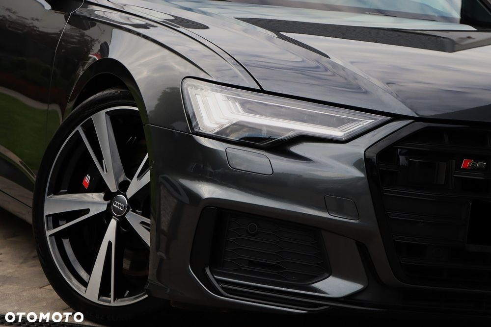 Audi S6 Avant - 15