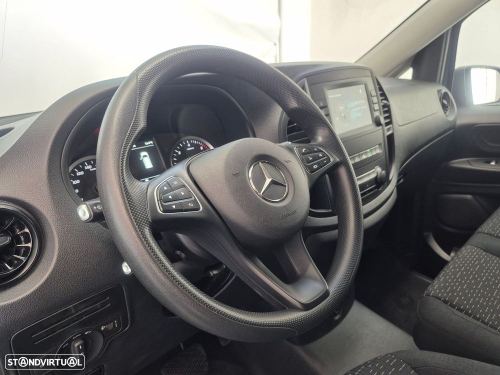 Mercedes-Benz Vito Tourer - 11