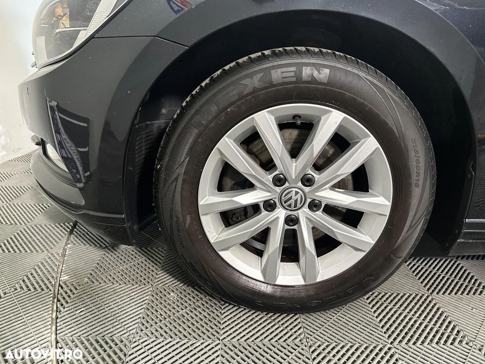 Volkswagen Passat Variant 2.0 TDI DSG Comfortline - 13