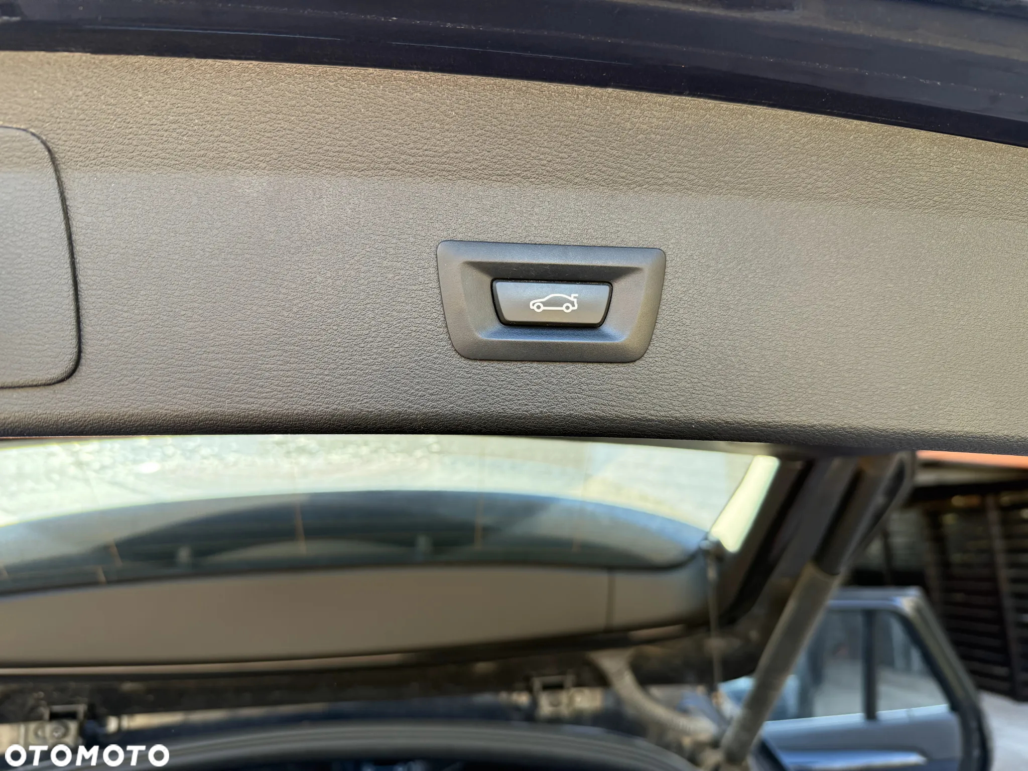 BMW X1 xDrive20i - 19