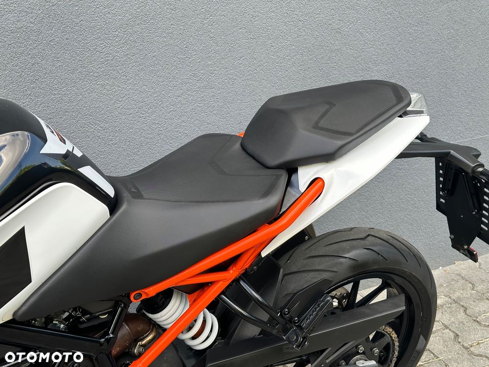 KTM Duke 125 - 13