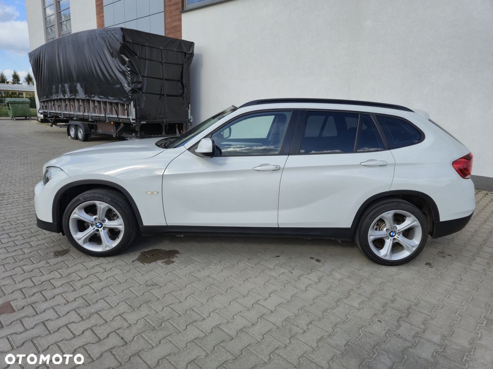 BMW X1 sDrive18i Sport Line - 2