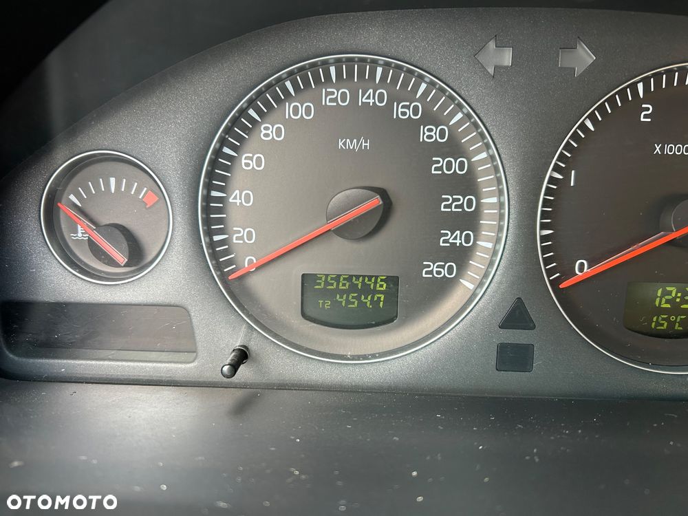 Volvo XC 90 D5 AWD Momentum - 14