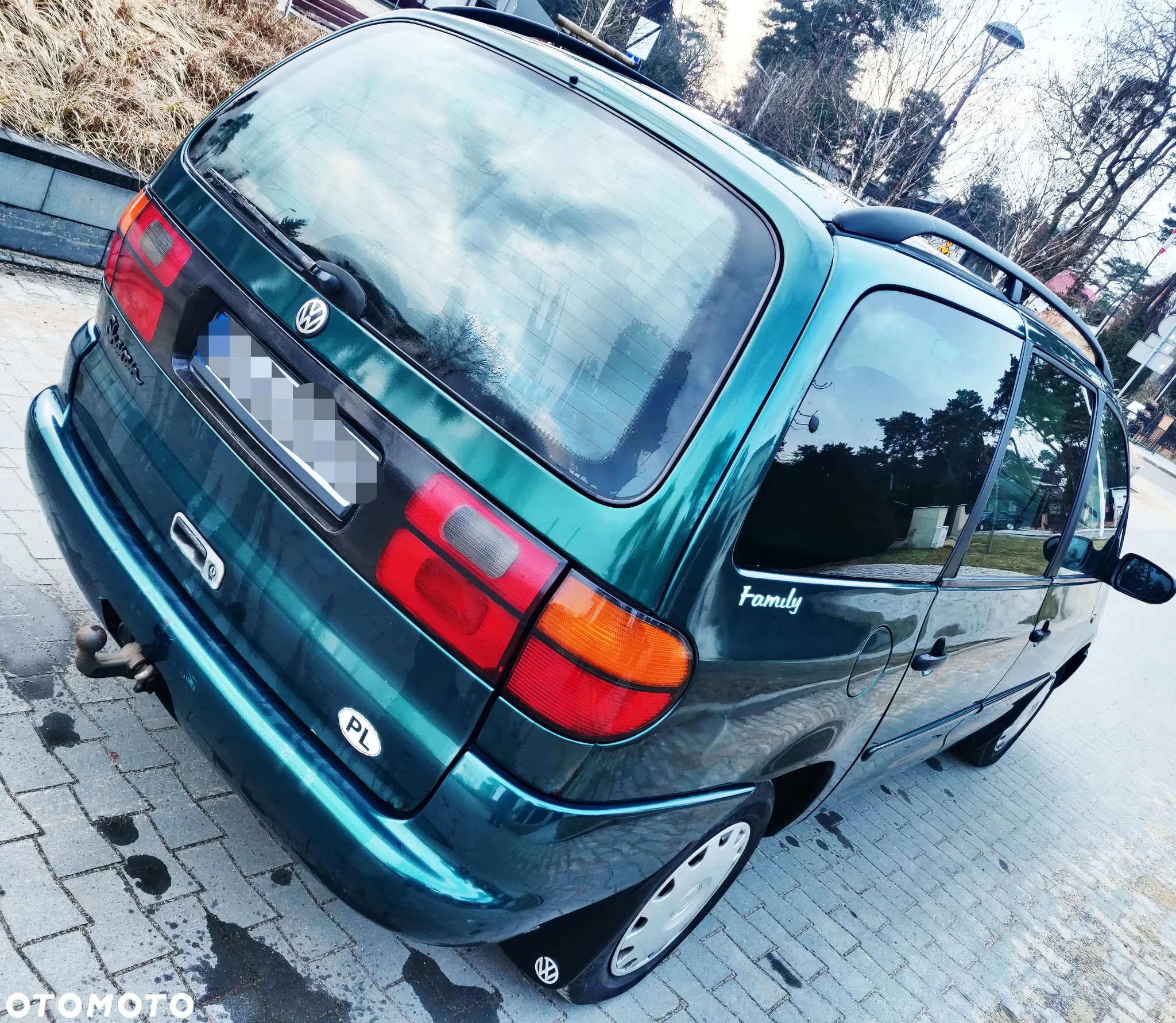 Volkswagen Sharan 1.9 TDI Highline - 4