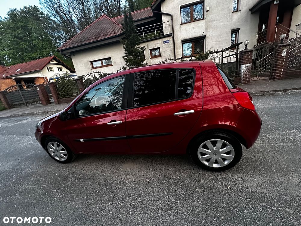 Renault Clio - 13
