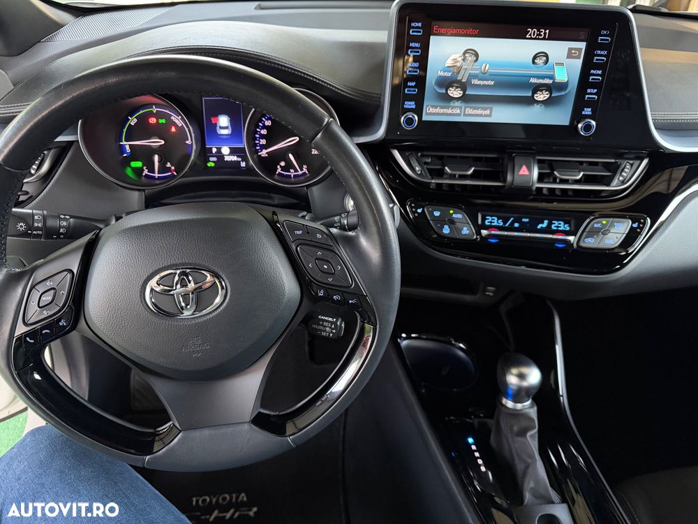 Toyota C-HR 1.8 HSD 122 CP 4x2 CVT Cult - 11