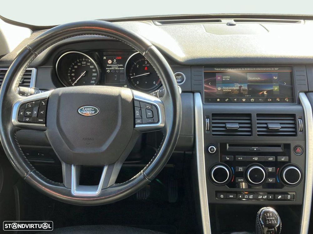 Land Rover Discovery Sport 2.0 eD4 HSE - 12