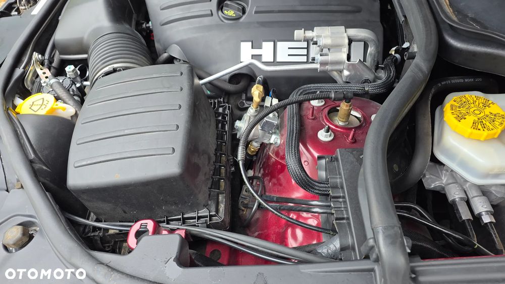 Jeep Grand Cherokee - 22