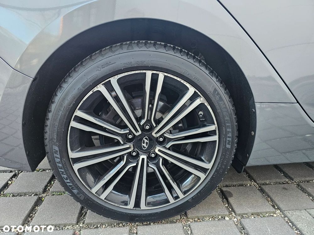 Hyundai i40 Kombi blue 1.7 CRDi DCT Premium - 28