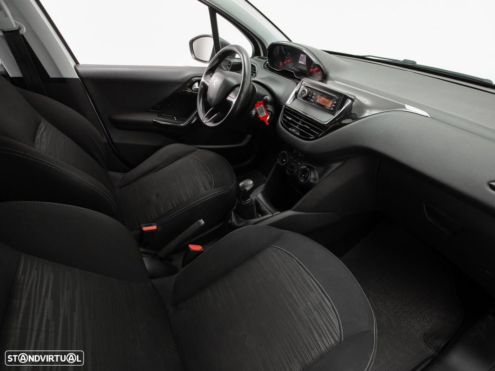 Peugeot 208 1.4 HDi Access - 8