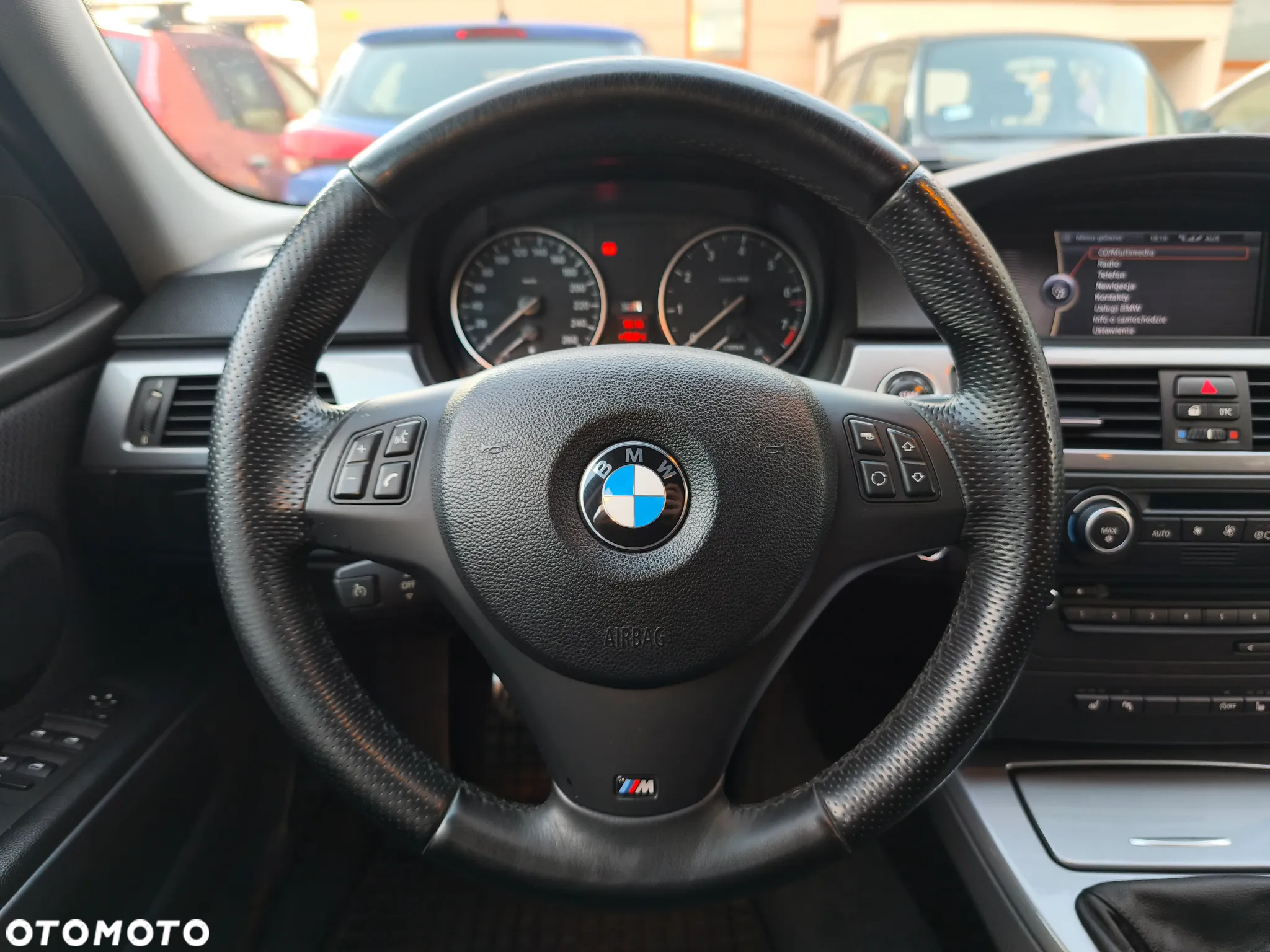 BMW Seria 3 320i - 4