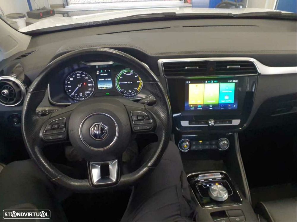 MG ZS EV 44.5 kWh Luxury - 8