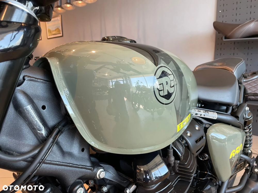 Royal Enfield Shotgun - 8