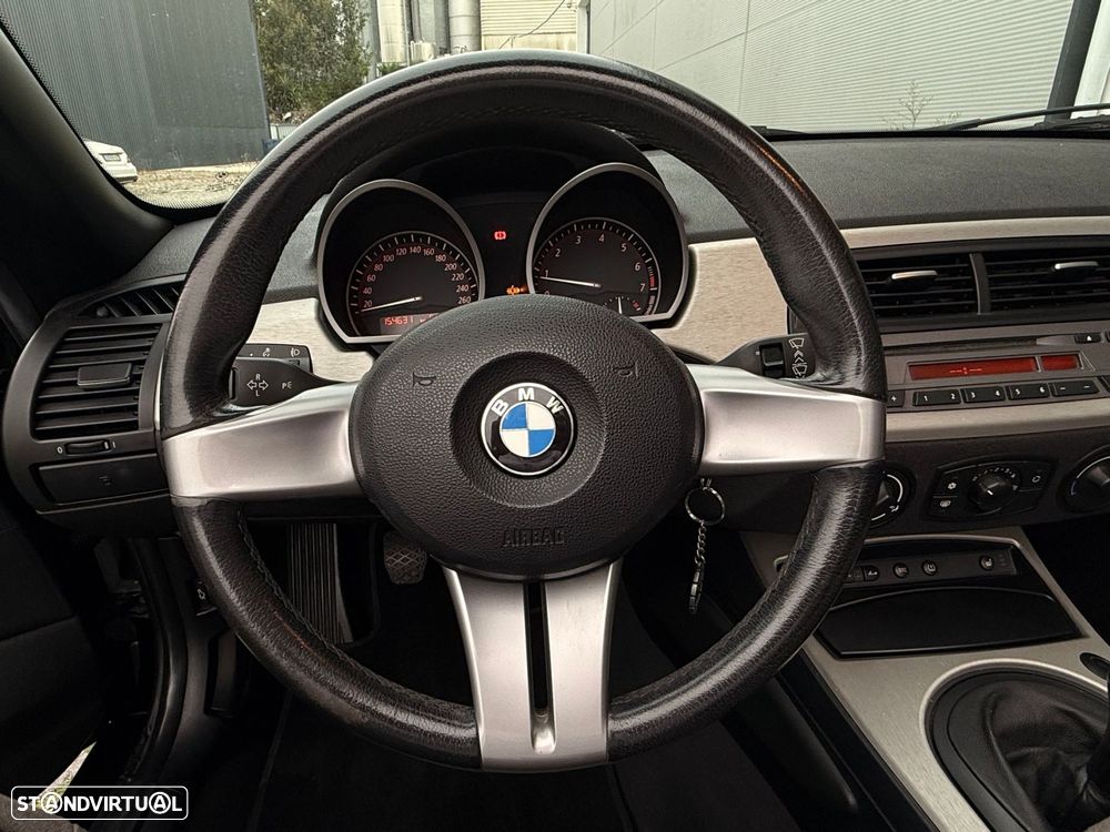 BMW Z4 2.0i - 10