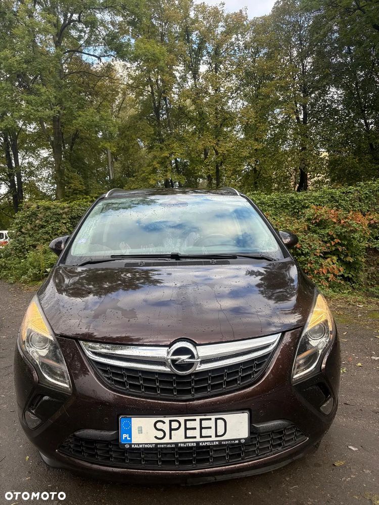 Opel Zafira - 1