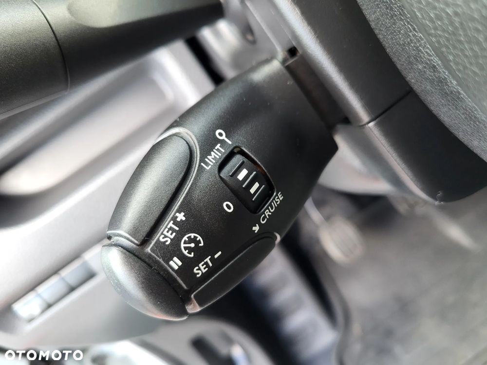 Opel VIVARO 1,5 DCI-15 TYŚKM-JAK NOWY - 16