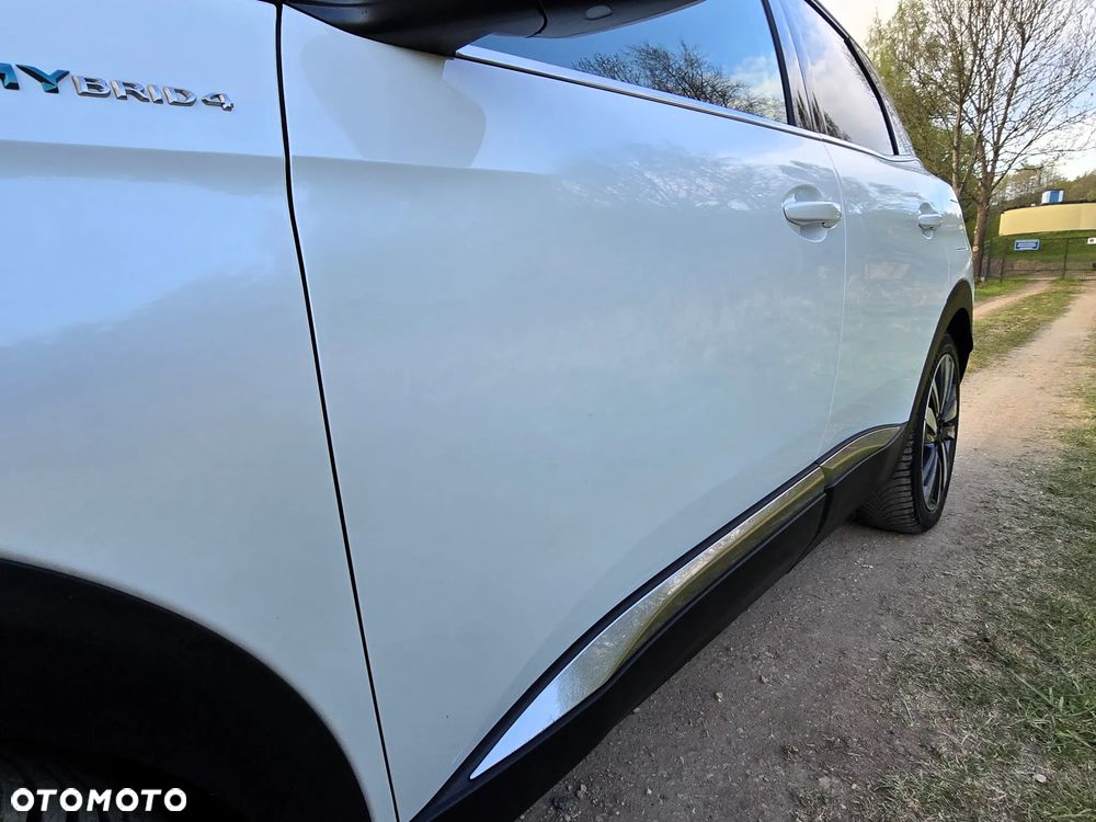 Peugeot 3008 1.6 PureTech HYbrid4 GT S&S EAT8 - 14
