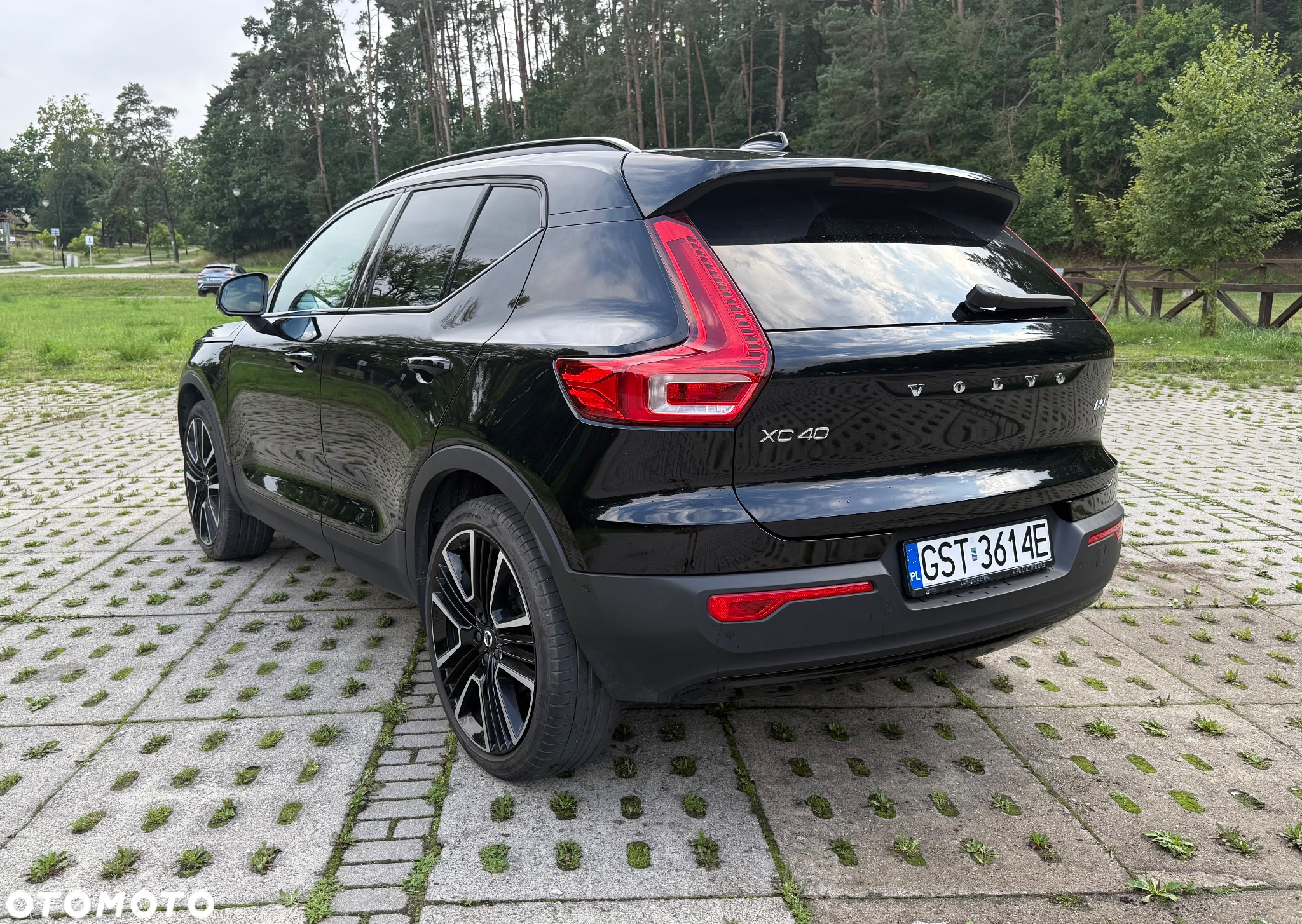 Volvo XC 40 B5 B AWD Geartronic RDesign - 8