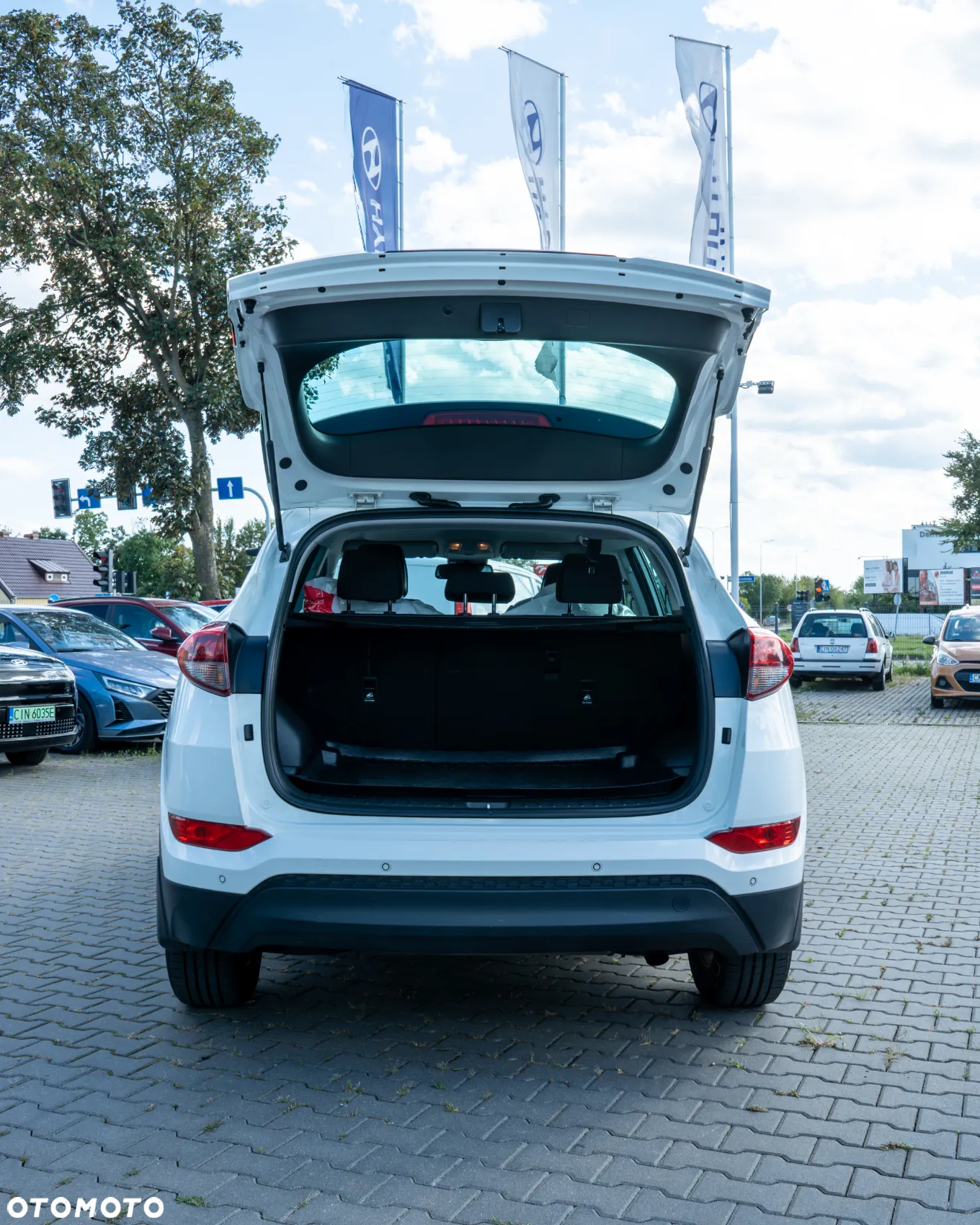 Hyundai Tucson 1.6 GDI BlueDrive Comfort 2WD - 9