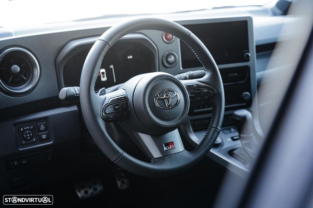 Toyota GR Yaris 1.6 T Legend T/A - 12
