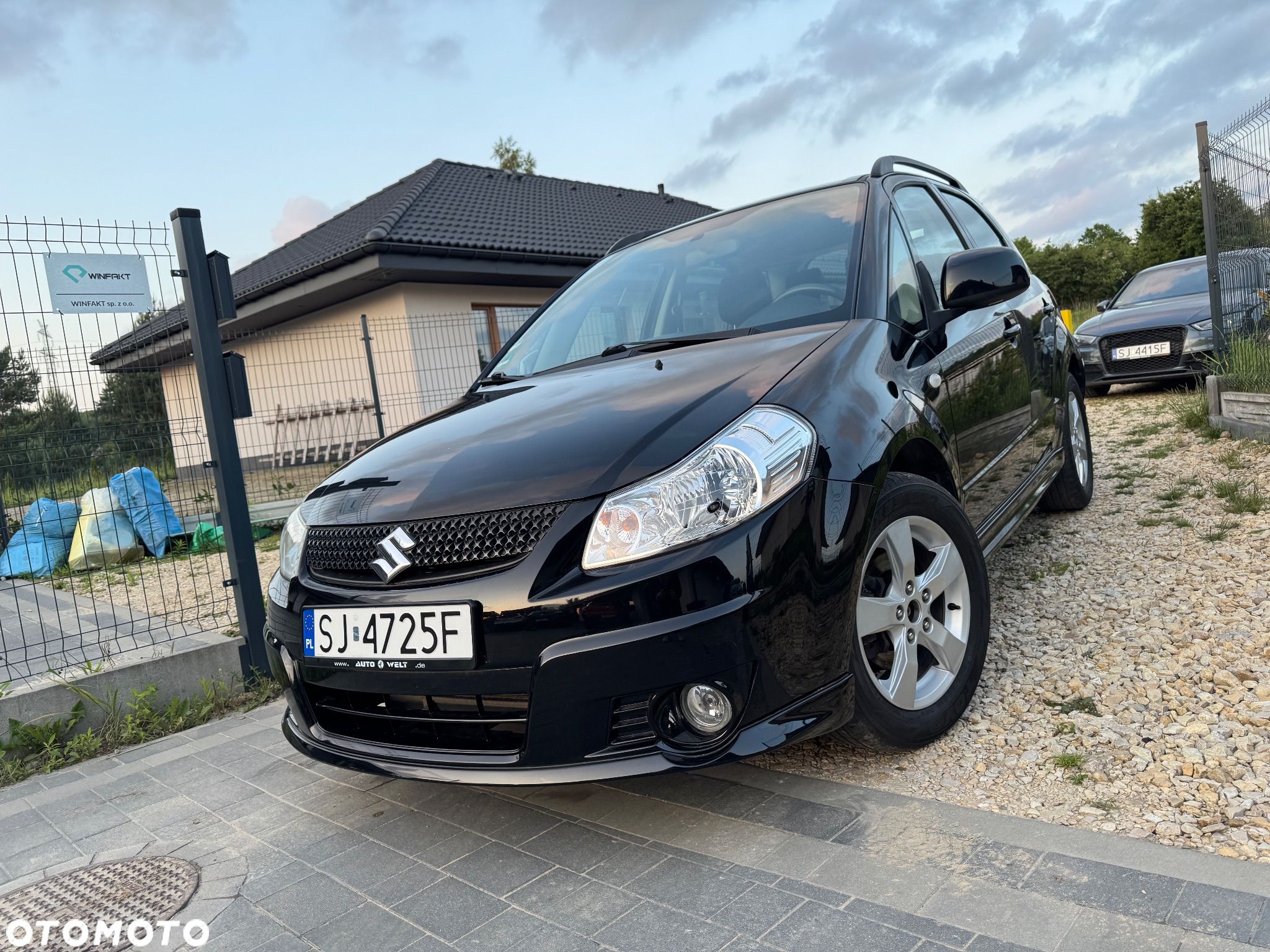 Suzuki SX4 1.6 Comfort Plus - 1