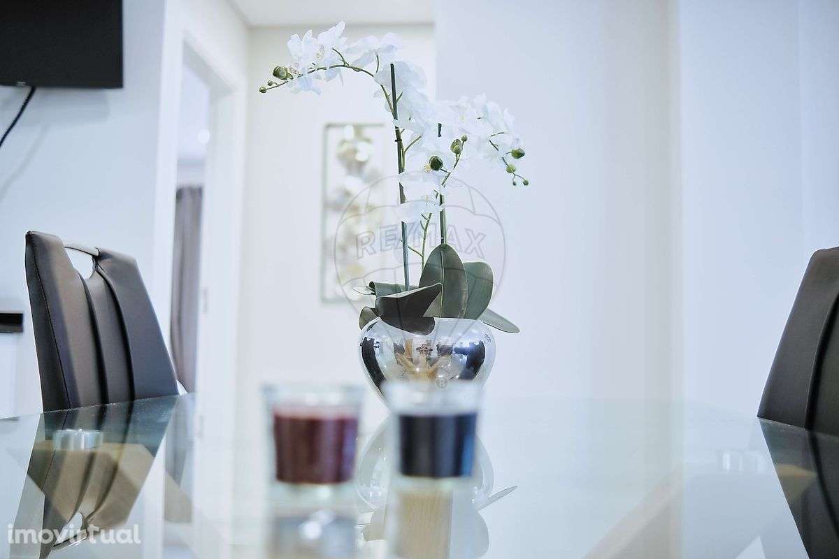 Apartamento T2 para arrendamento - Grande imagem: 2/41